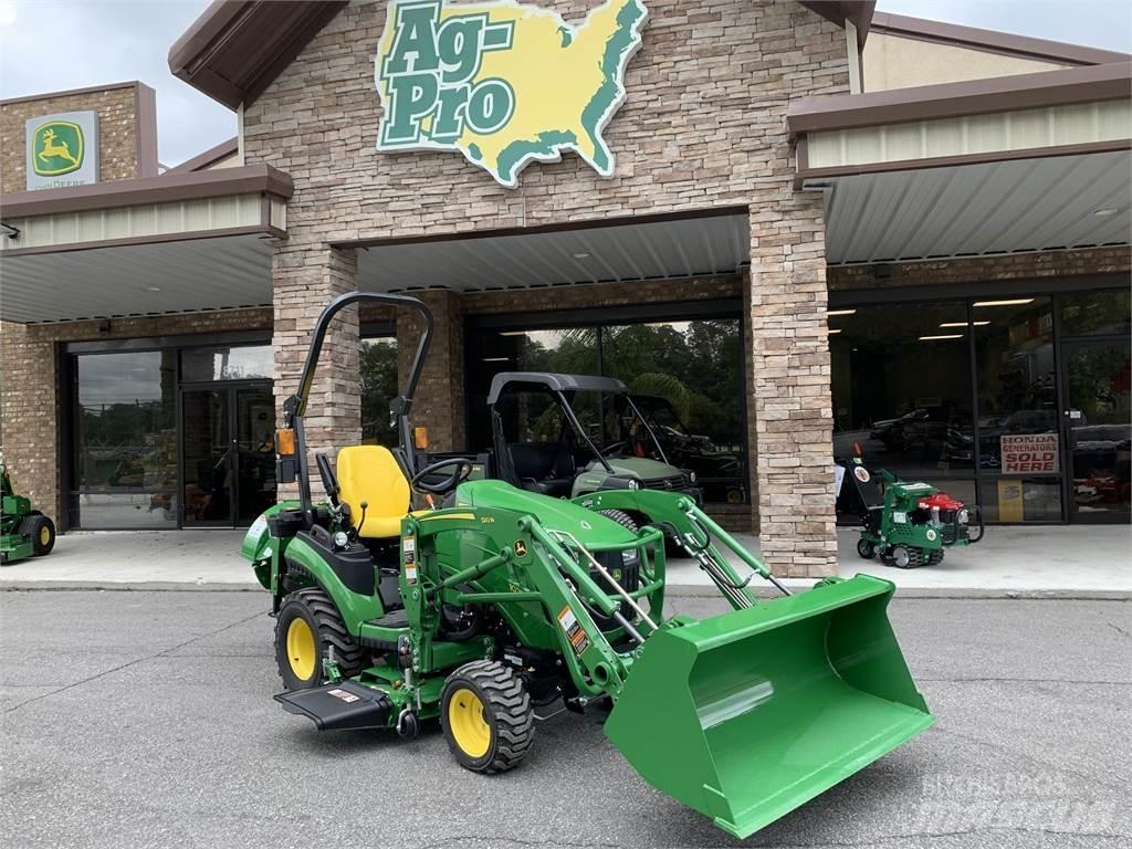 John Deere 1025R Kompakttraktorer