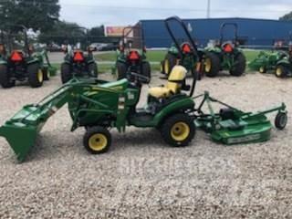 John Deere 1025R Kompakttraktorer