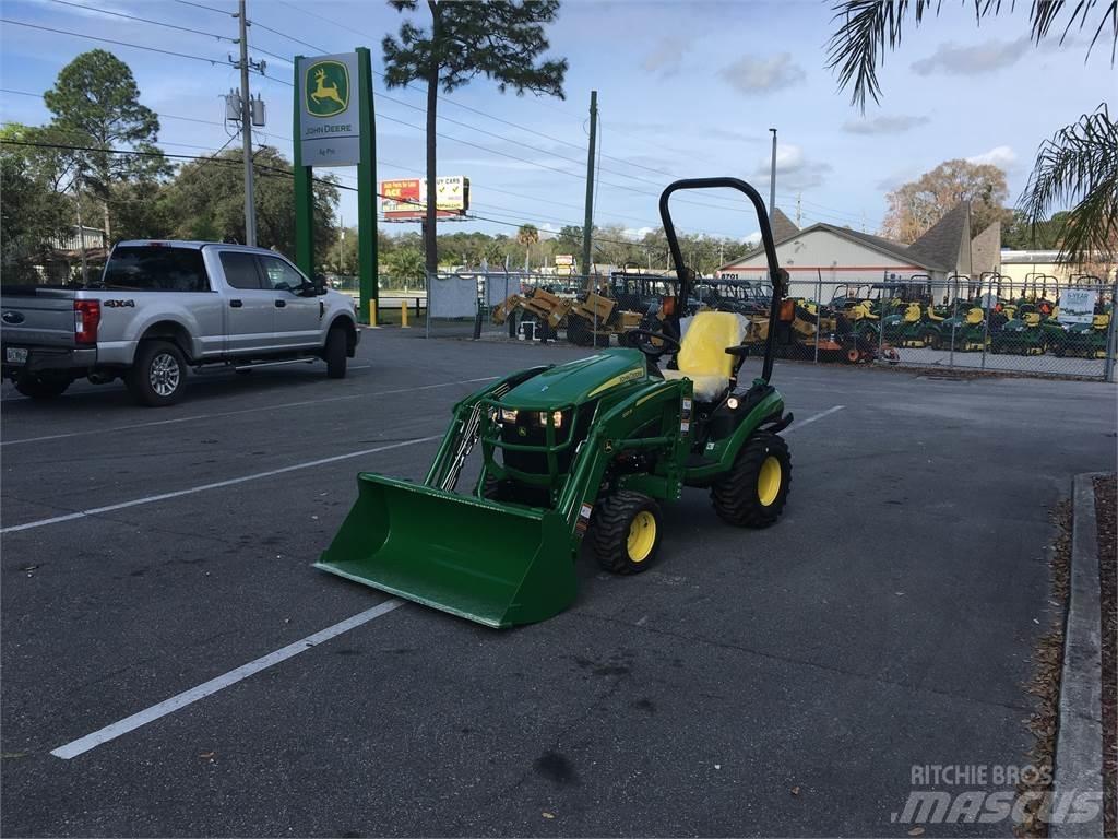 John Deere 1025R Kompakttraktorer