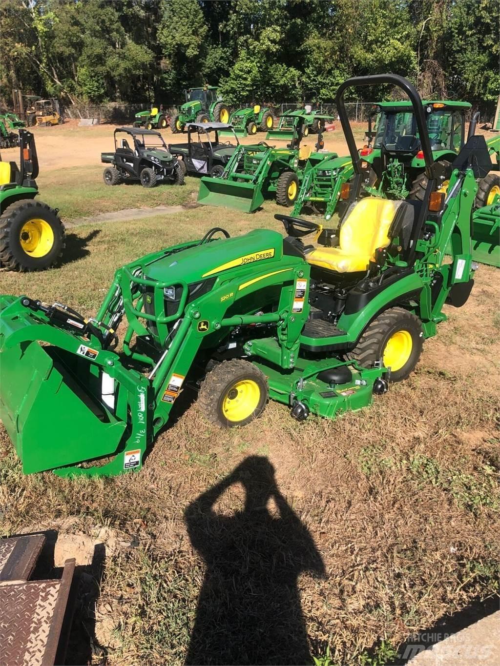 John Deere 1025R Kompakttraktorer