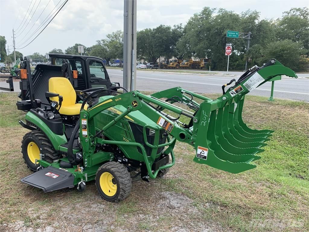 John Deere 1025R Kompakttraktorer