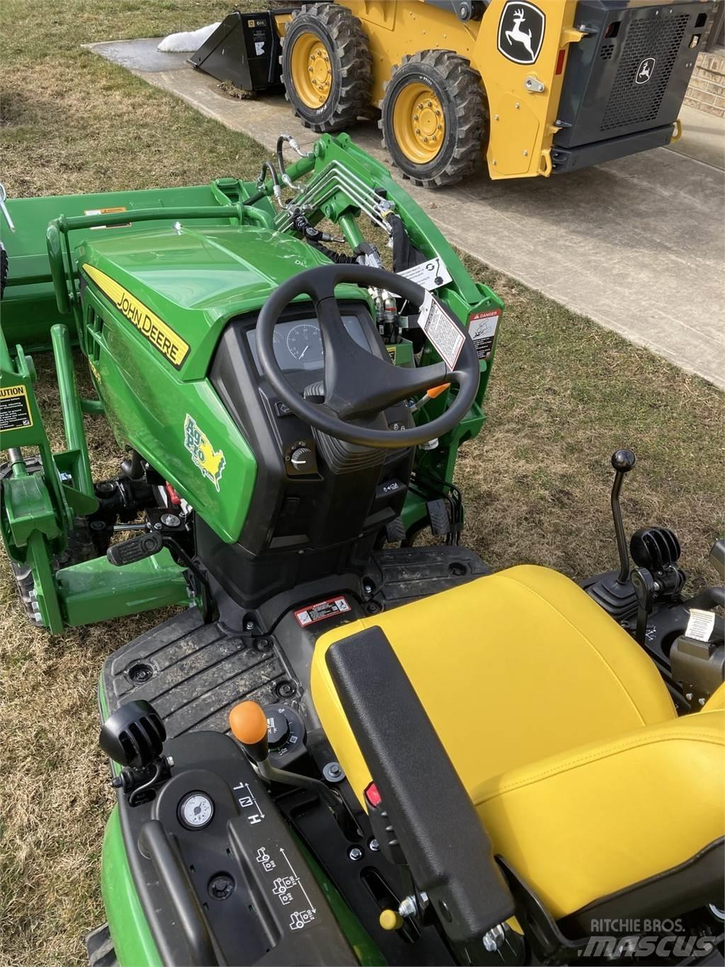 John Deere 1025R Kompakttraktorer