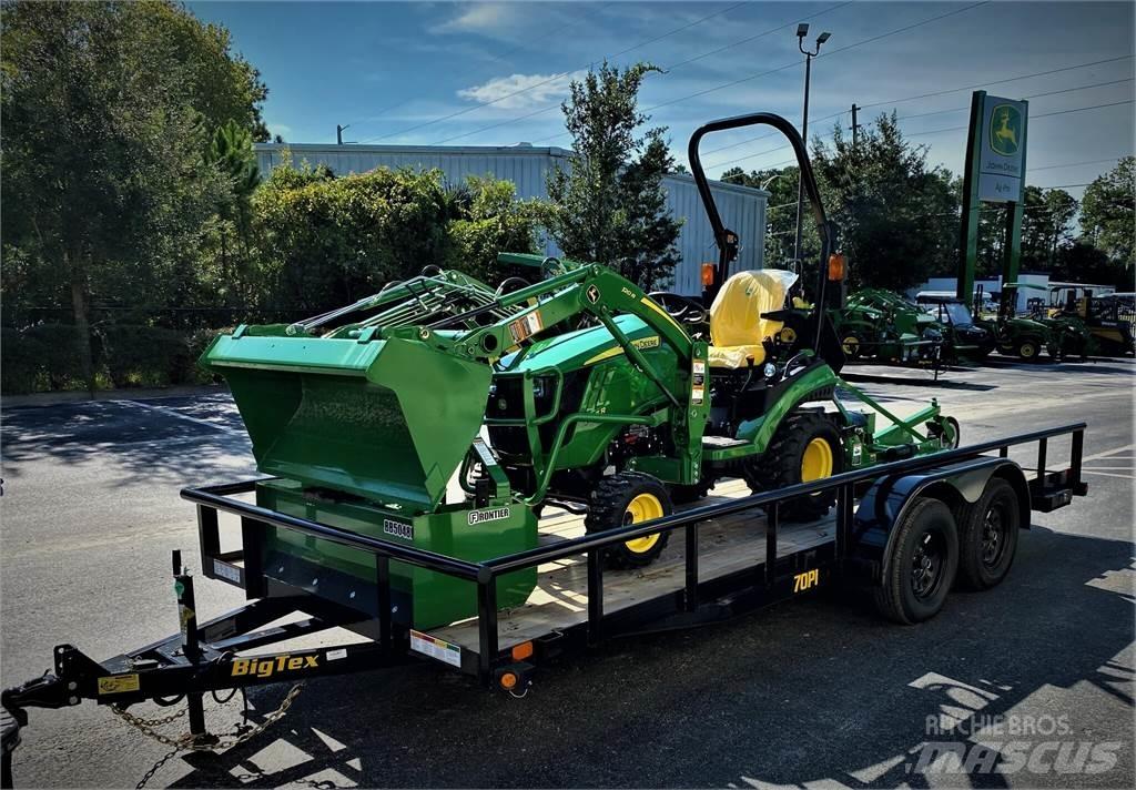 John Deere 1025R Kompakttraktorer