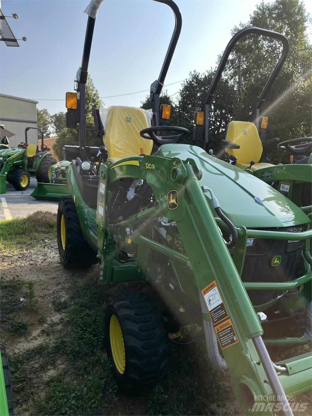 John Deere 1025R Kompakttraktorer