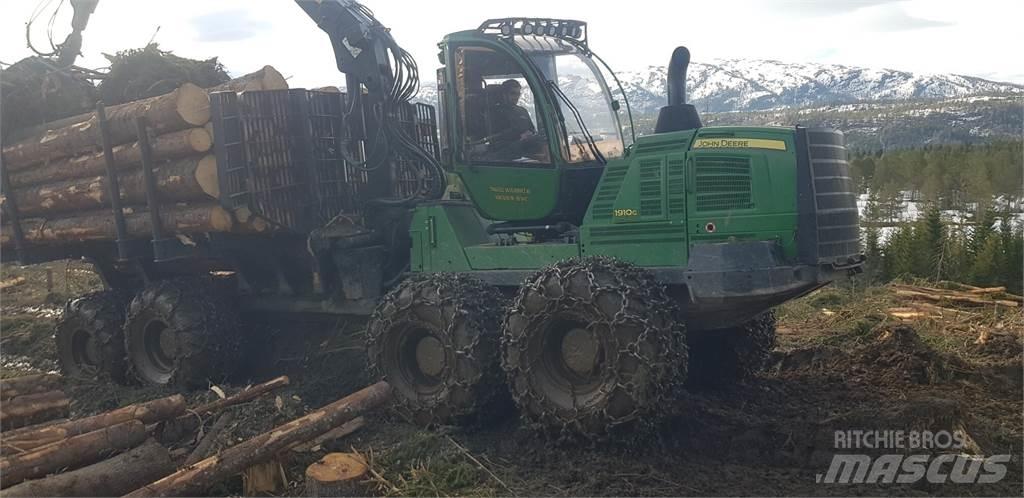 John Deere 1910G Lassbærere
