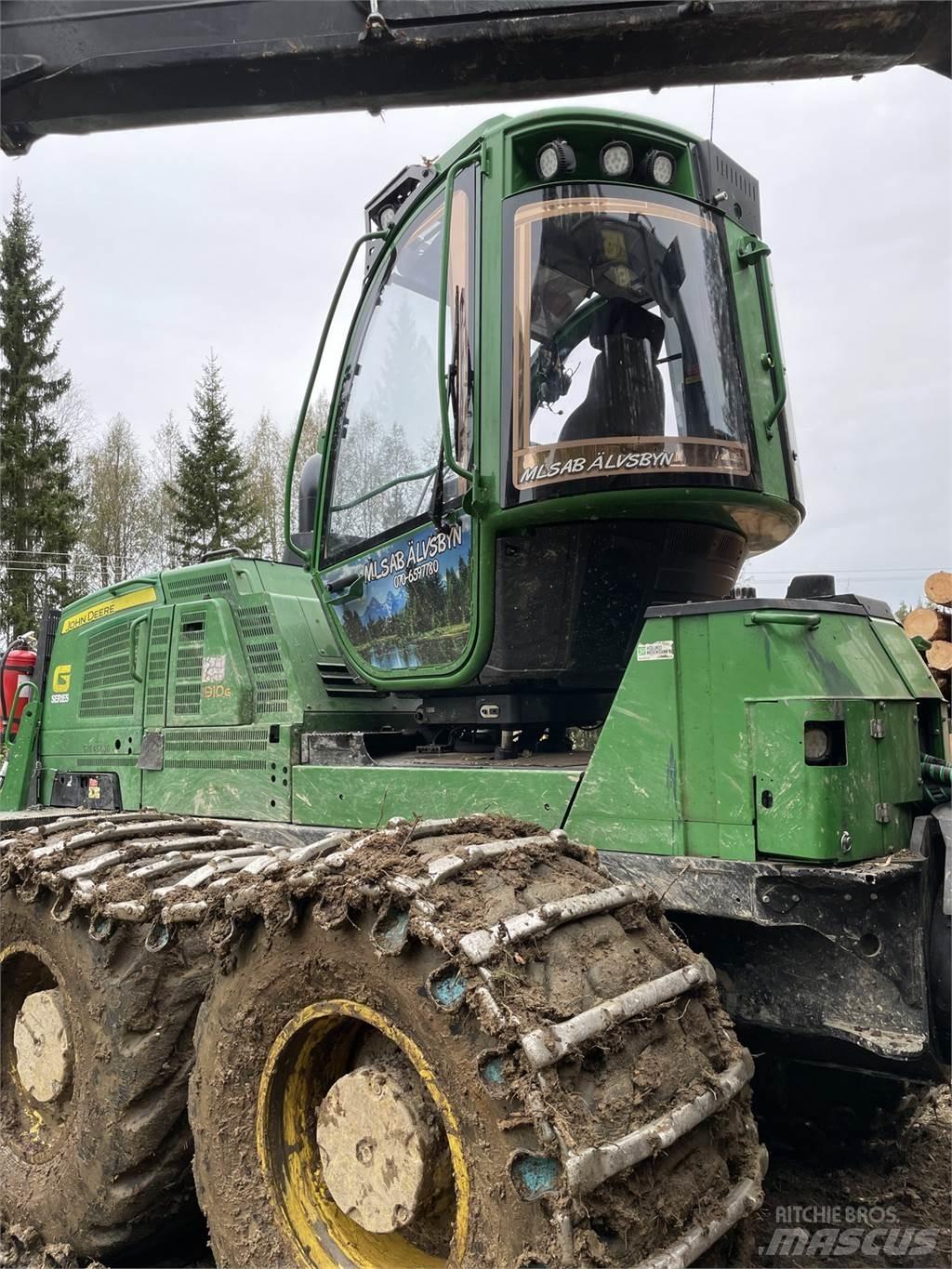 John Deere 1910G Lassbærere