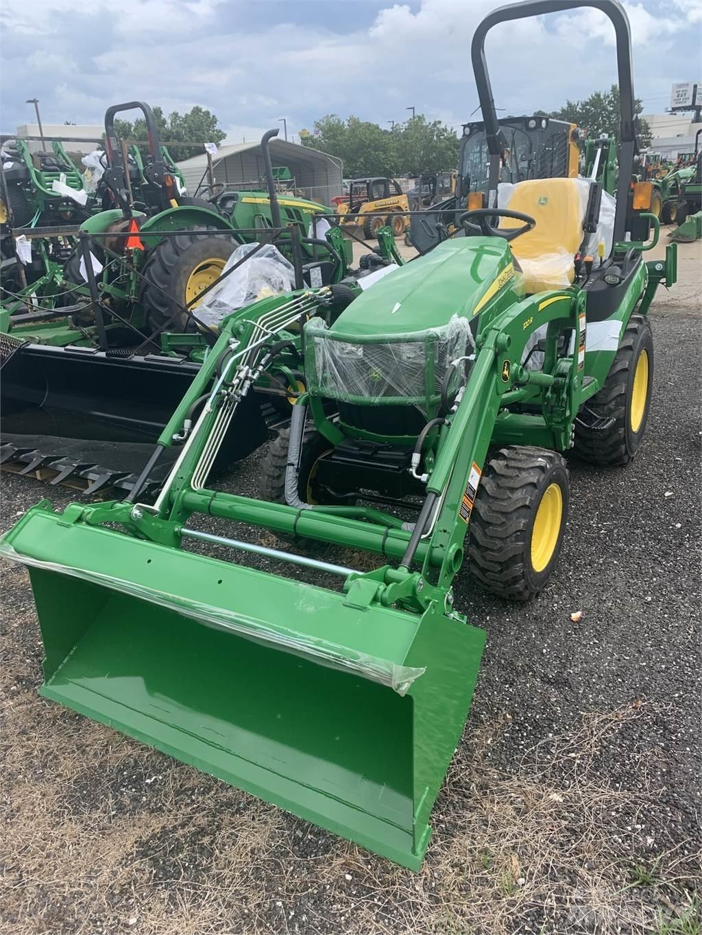 John Deere 2025R Kompakttraktorer