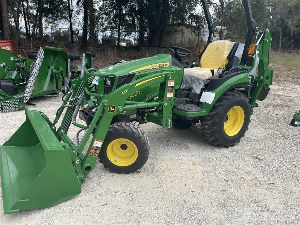 John Deere 2025R Kompakttraktorer