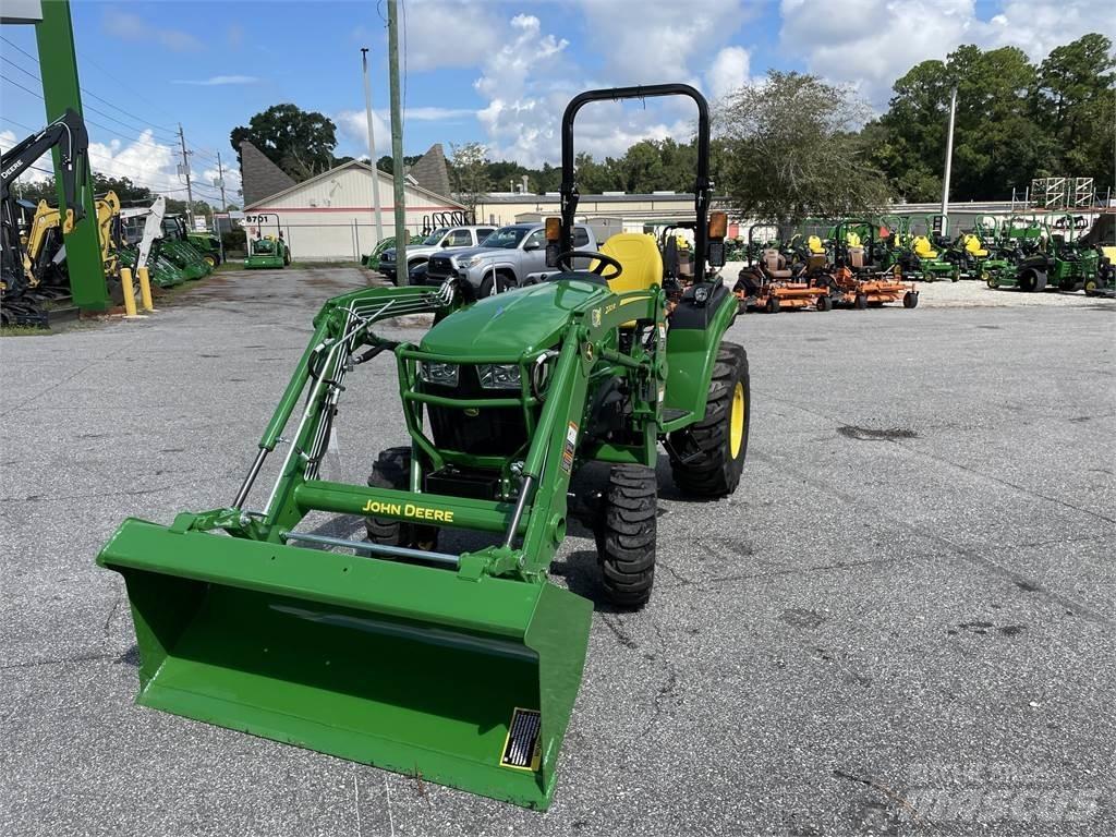 John Deere 2038R Kompakttraktorer