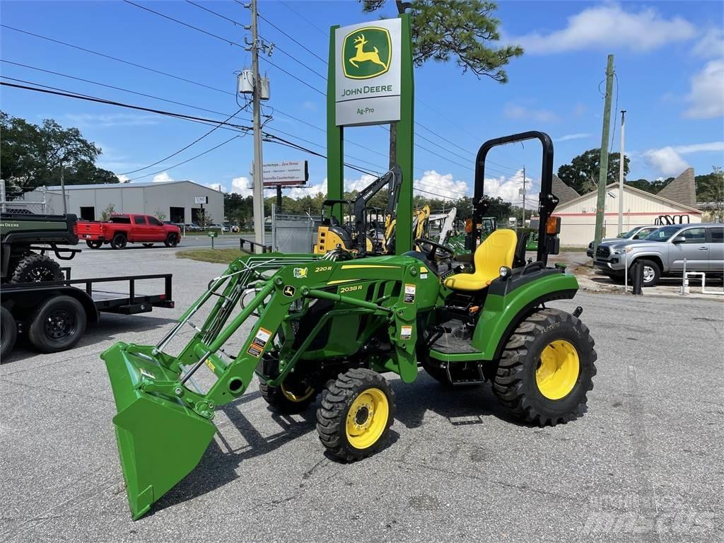 John Deere 2038R Kompakttraktorer