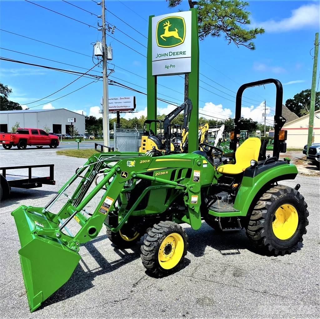 John Deere 2038R Kompakttraktorer
