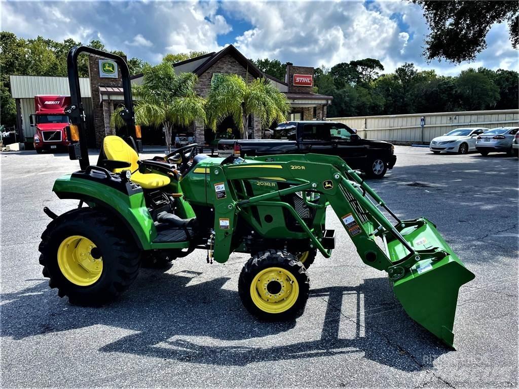 John Deere 2038R Kompakttraktorer
