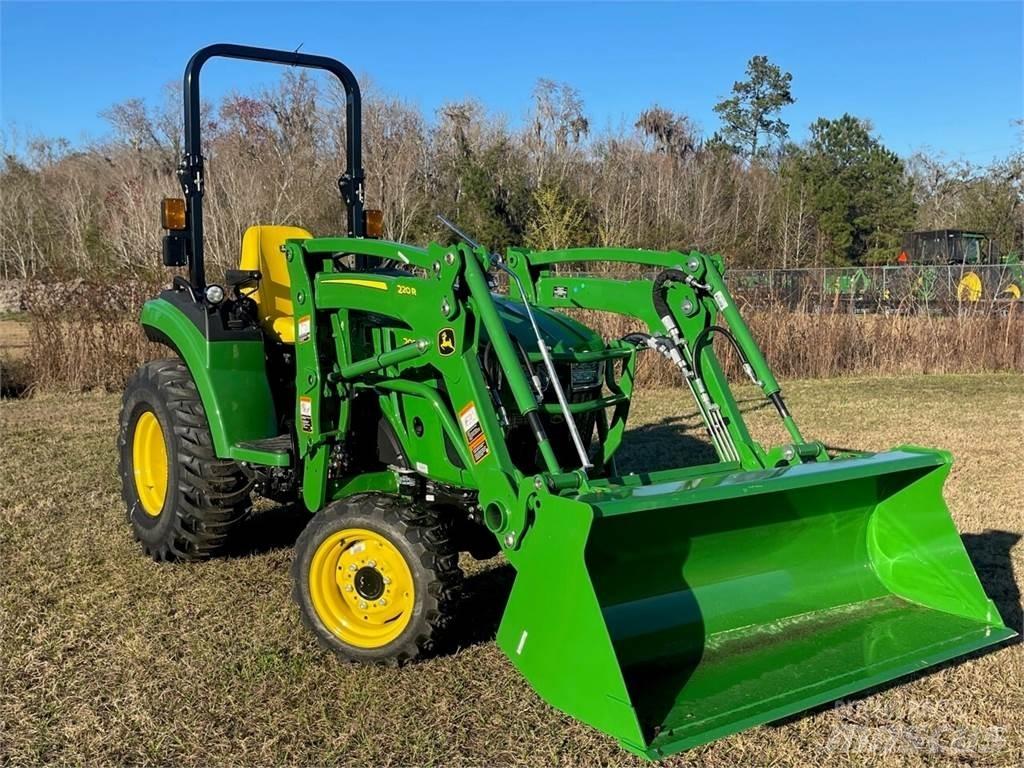 John Deere 2038R Kompakttraktorer