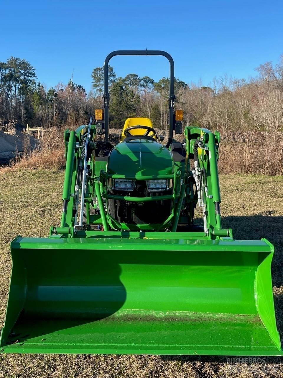 John Deere 2038R Kompakttraktorer