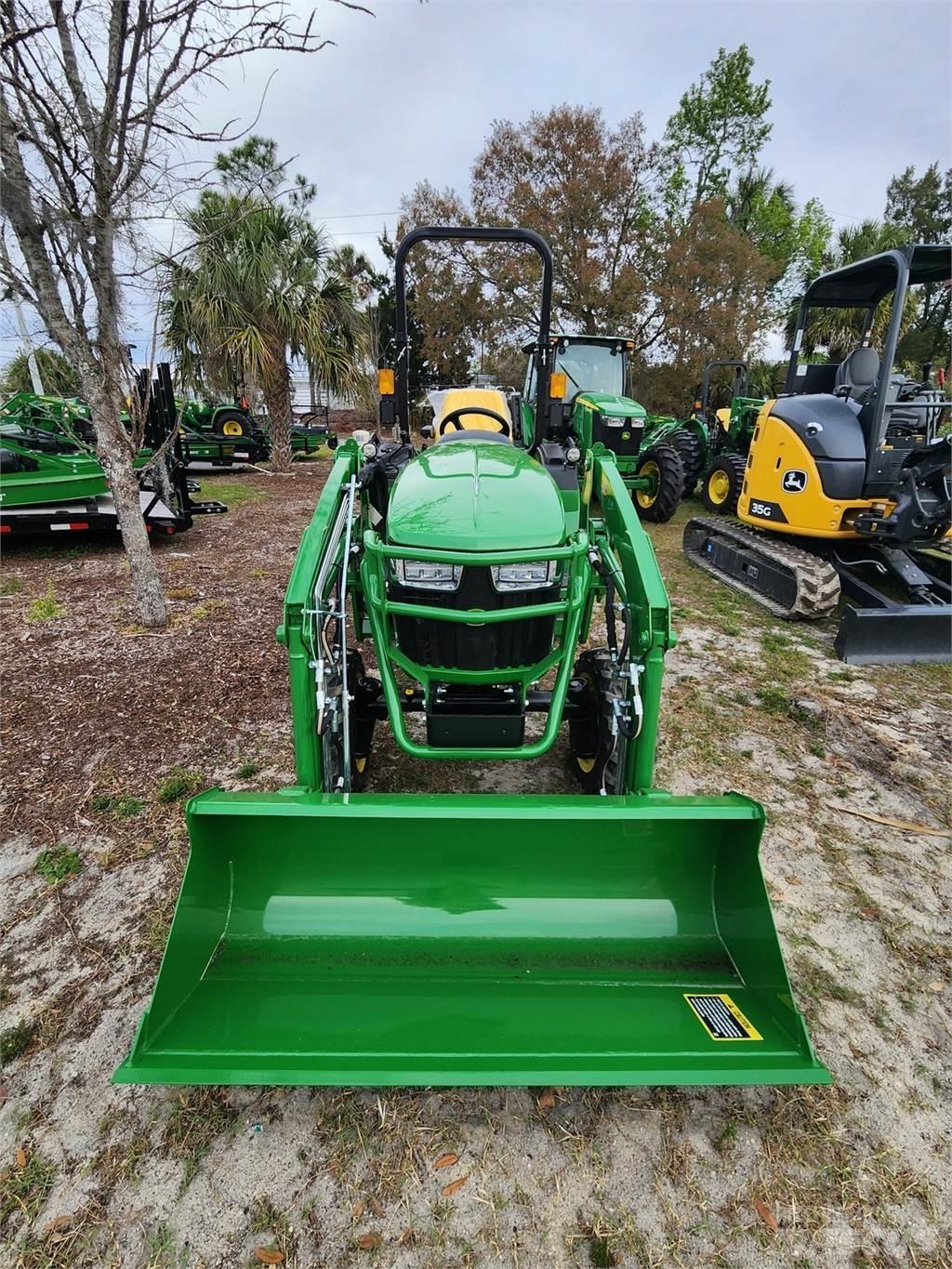 John Deere 2038R Kompakttraktorer