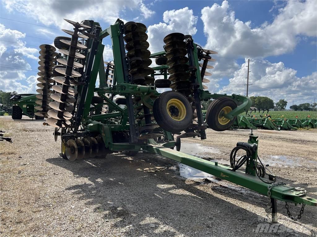 John Deere 2623 Skålharver