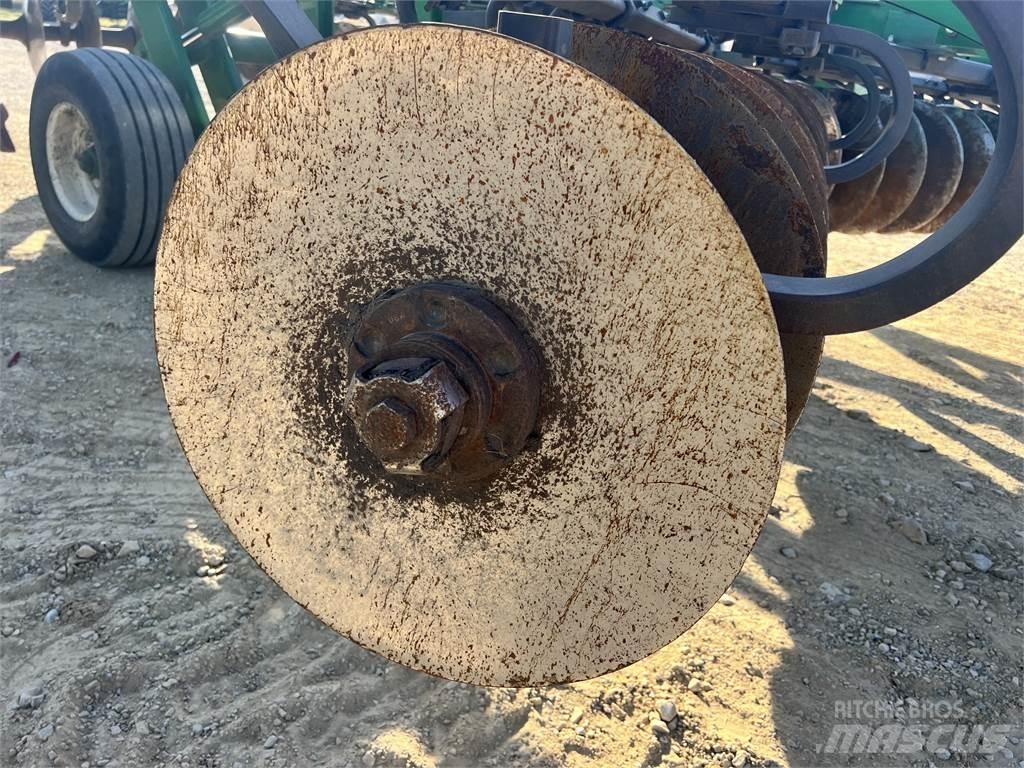 John Deere 2720 Andre Jordforbedrings maskiner og ekstrautstyr