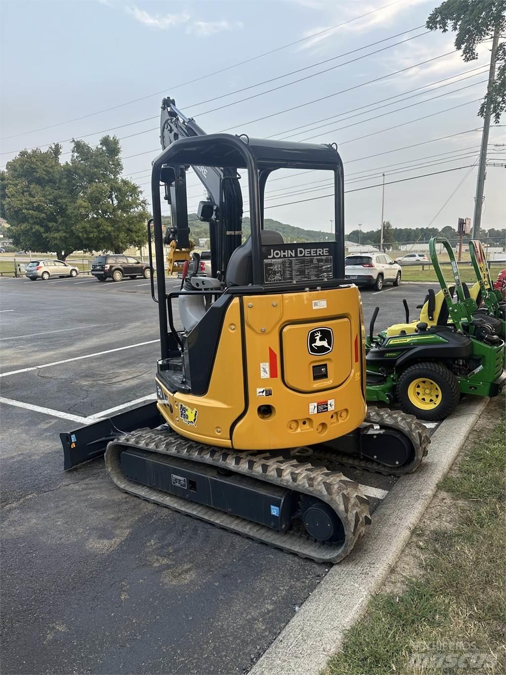 John Deere 30 P Minigravere <7t
