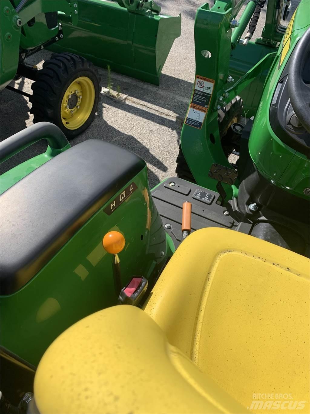John Deere 3025E Kompakttraktorer