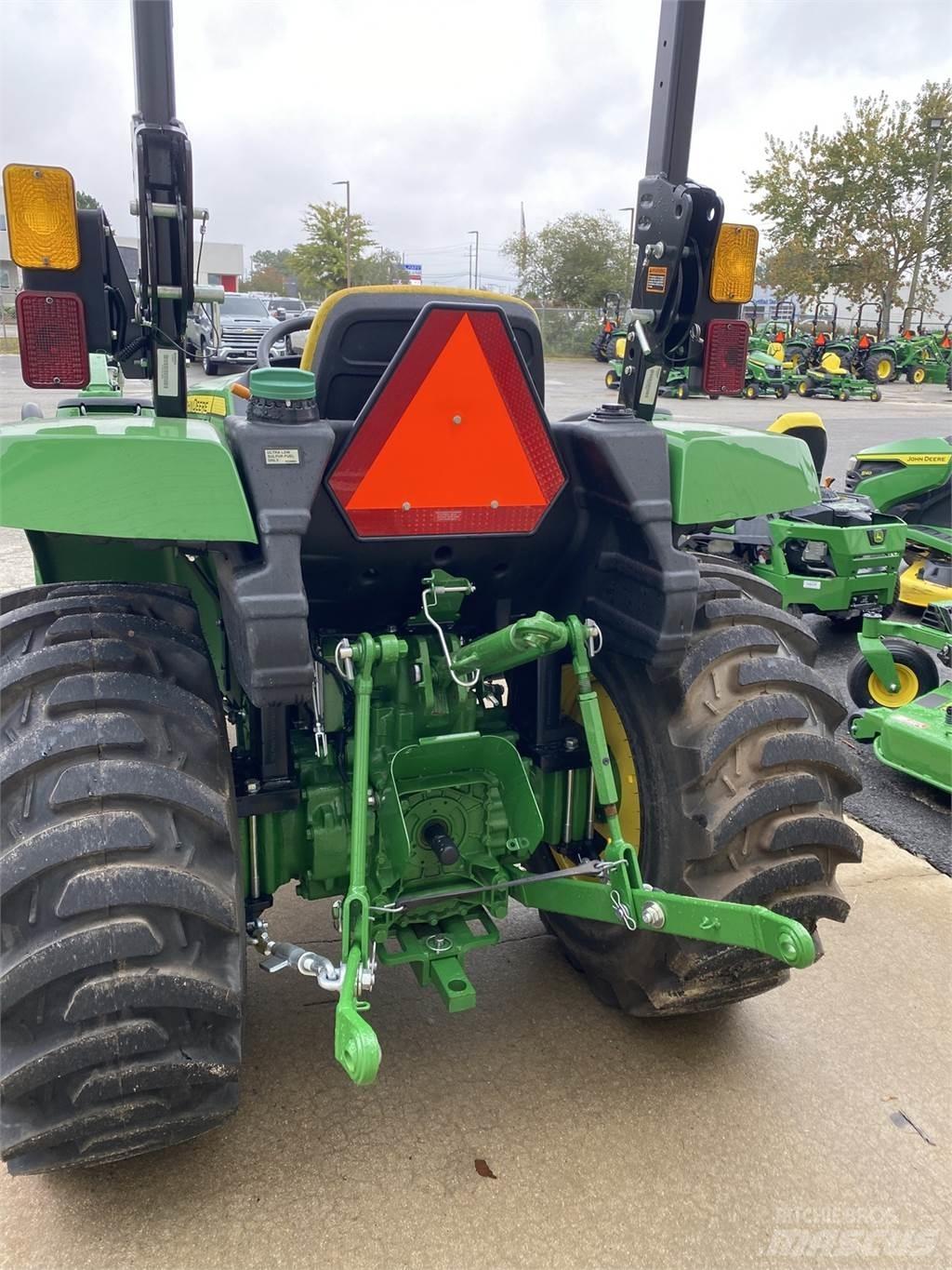 John Deere 3035D Landbruk - Annet