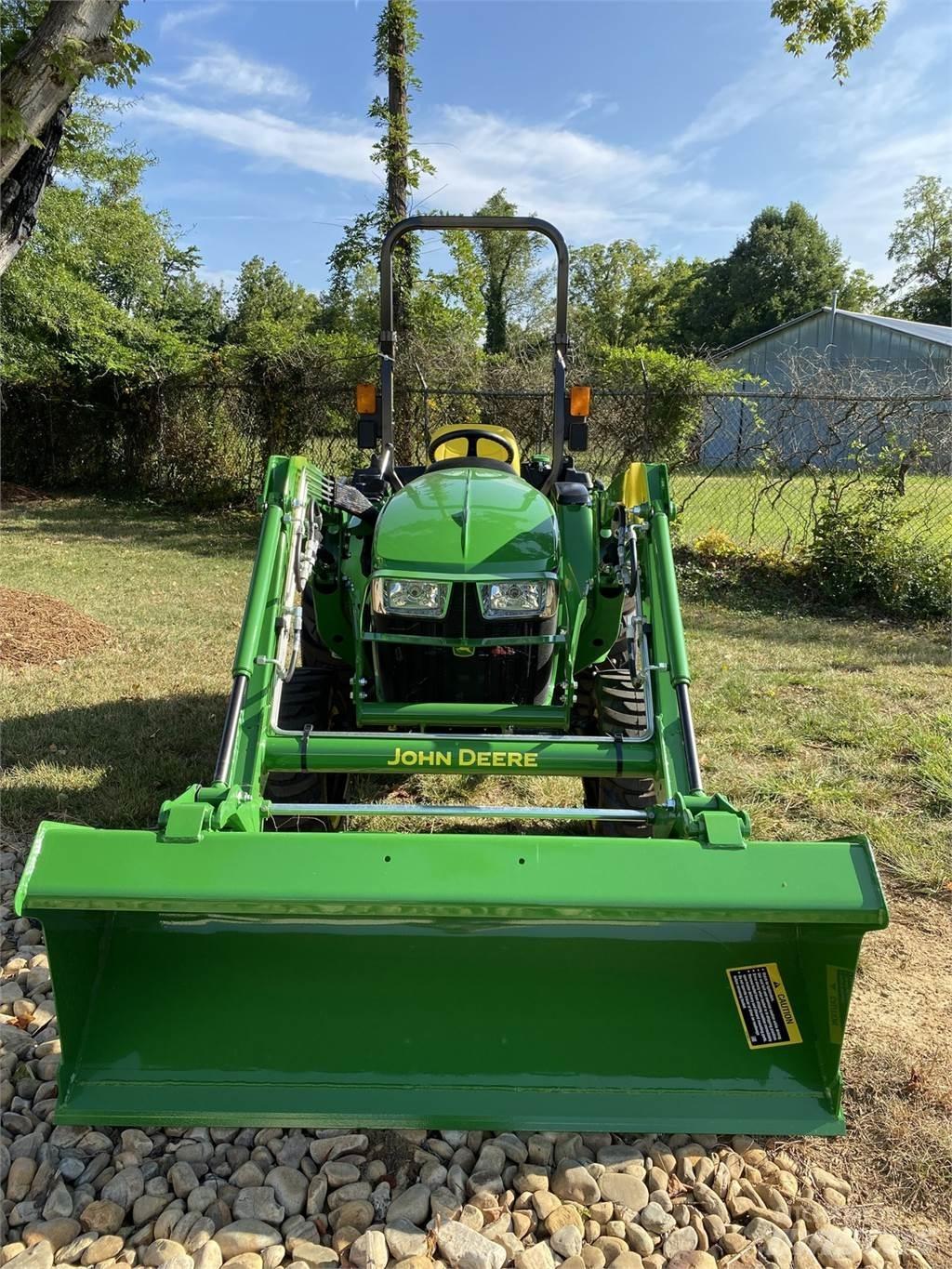 John Deere 3038E Kompakttraktorer