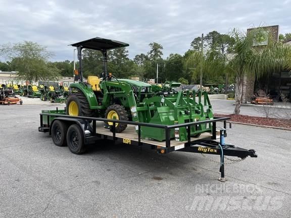 John Deere 3043D Traktorer