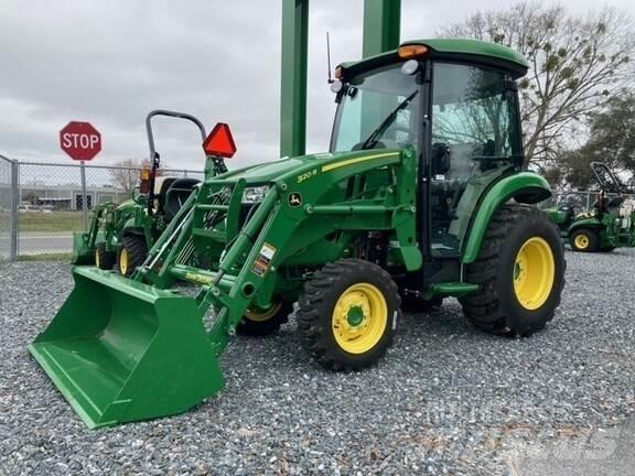 John Deere 3046R Traktorer