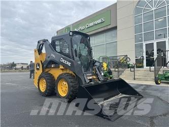 John Deere 318G Kompaktlastere