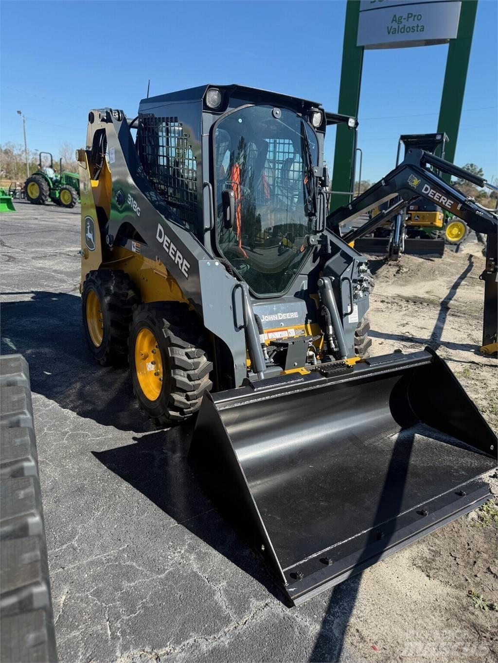 John Deere 318G Kompaktlastere