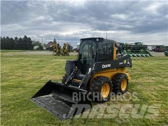 John Deere 324G Kompaktlastere