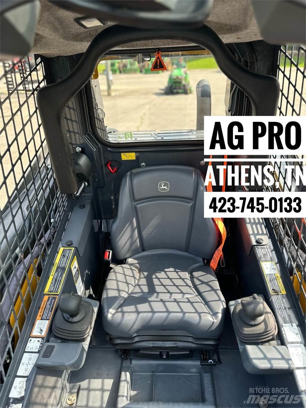 John Deere 324G Kompaktlastere