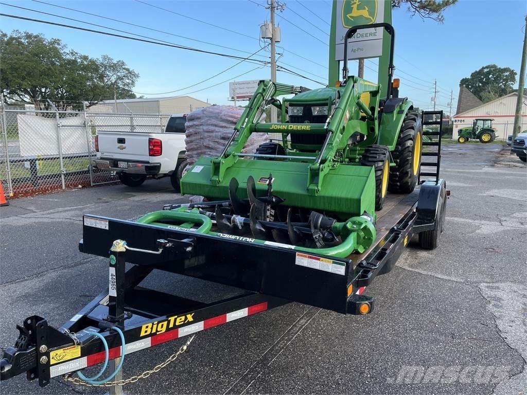 John Deere 4044M Traktorer
