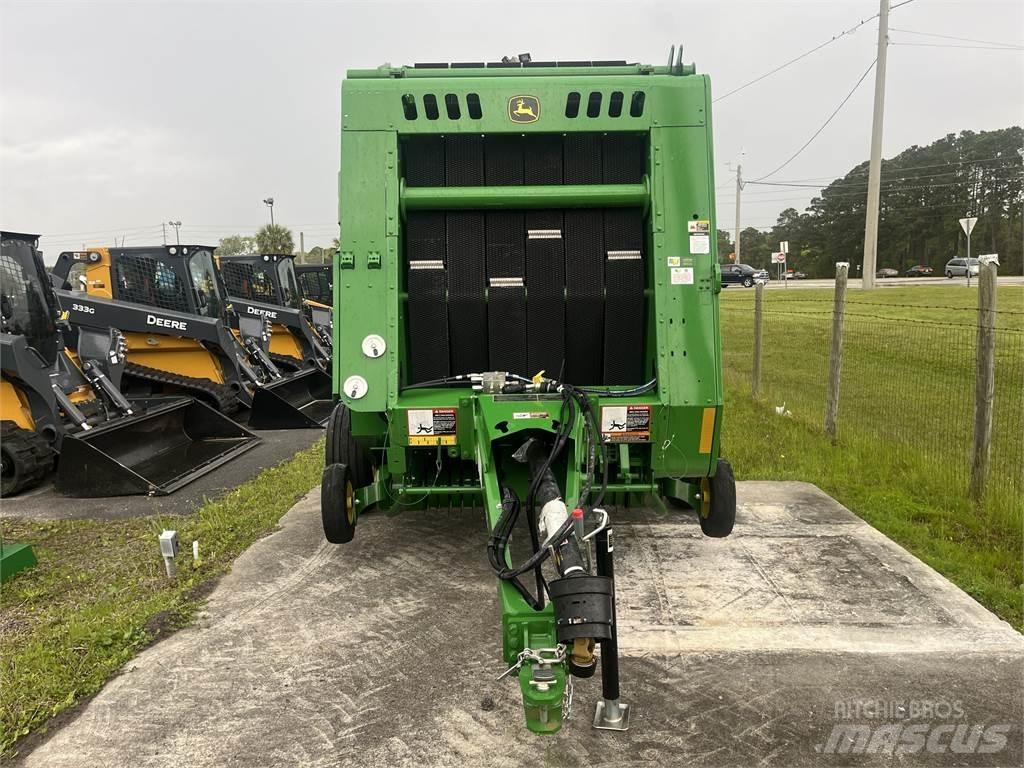 John Deere 450E Rundballepresser