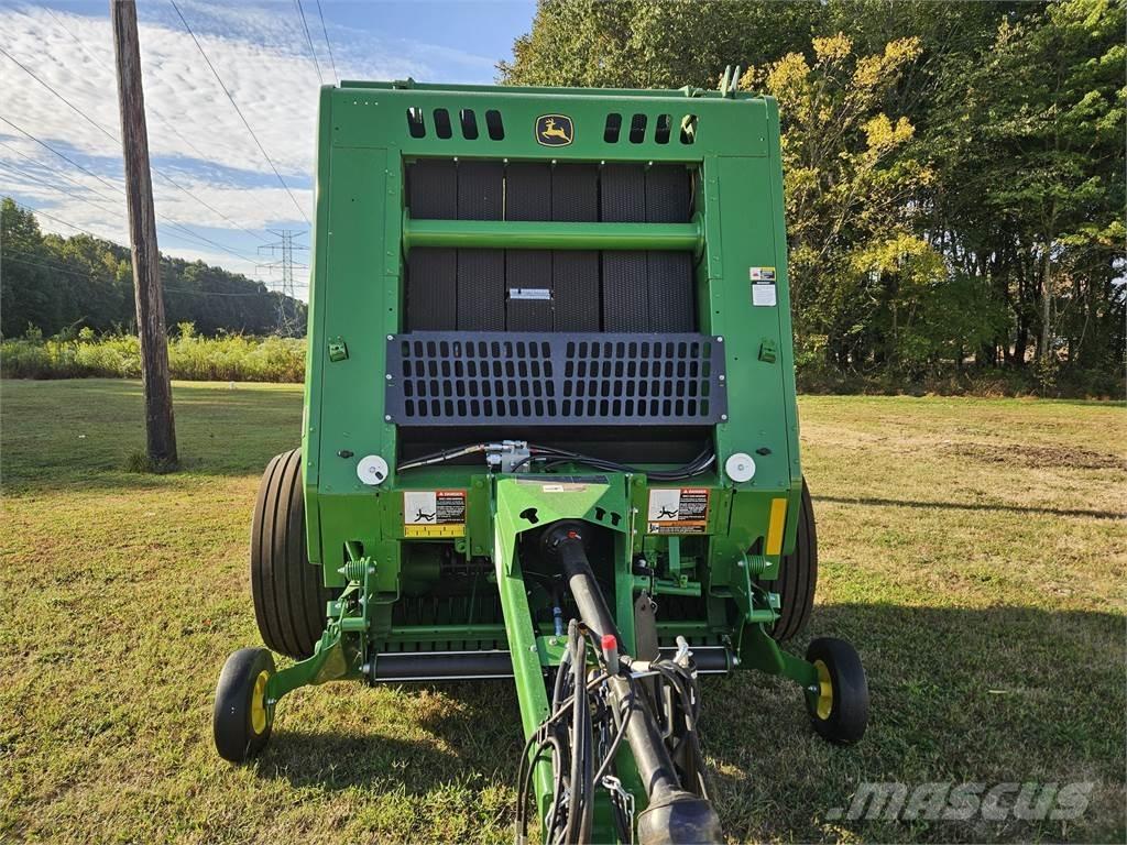 John Deere 451M Rundballepresser