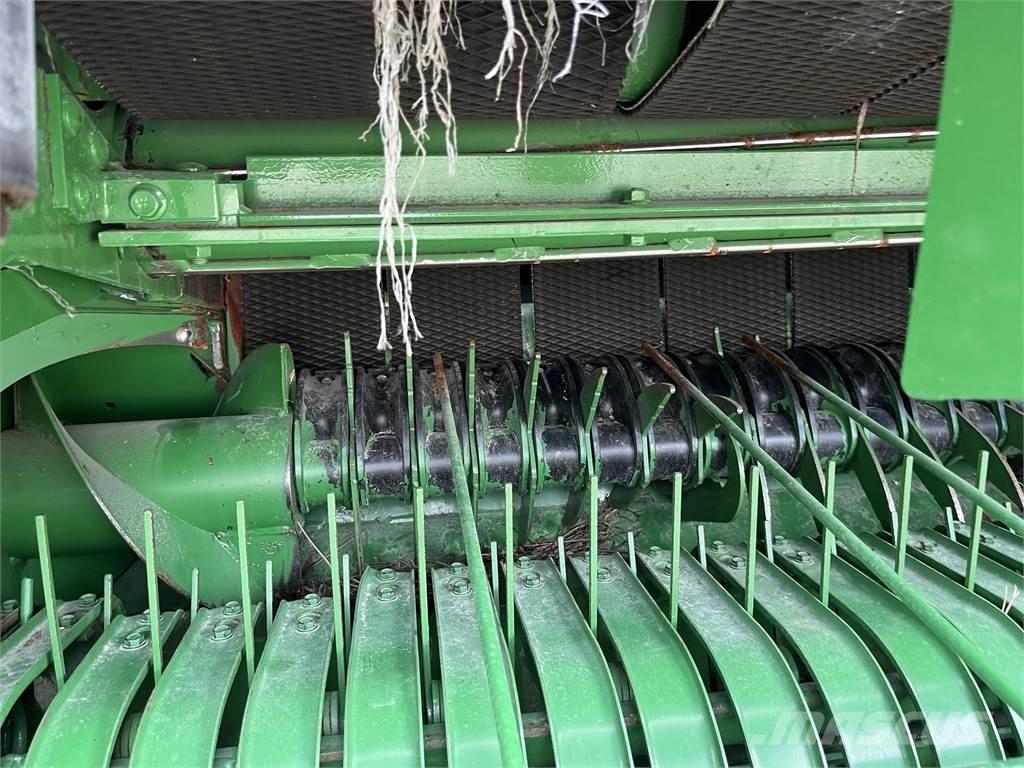 John Deere 451M Rundballepresser