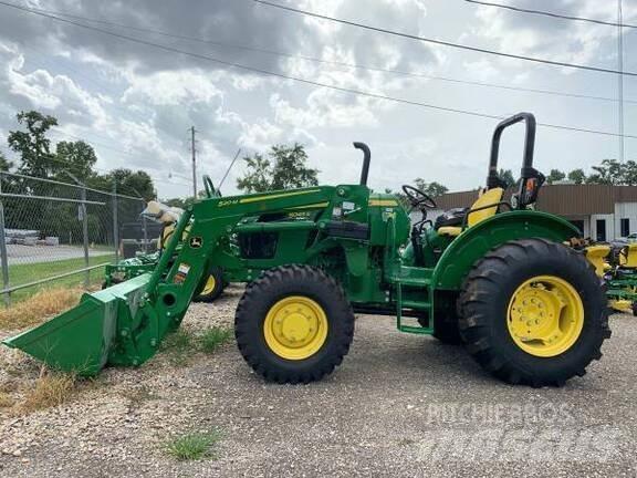 John Deere 5045E Traktorer