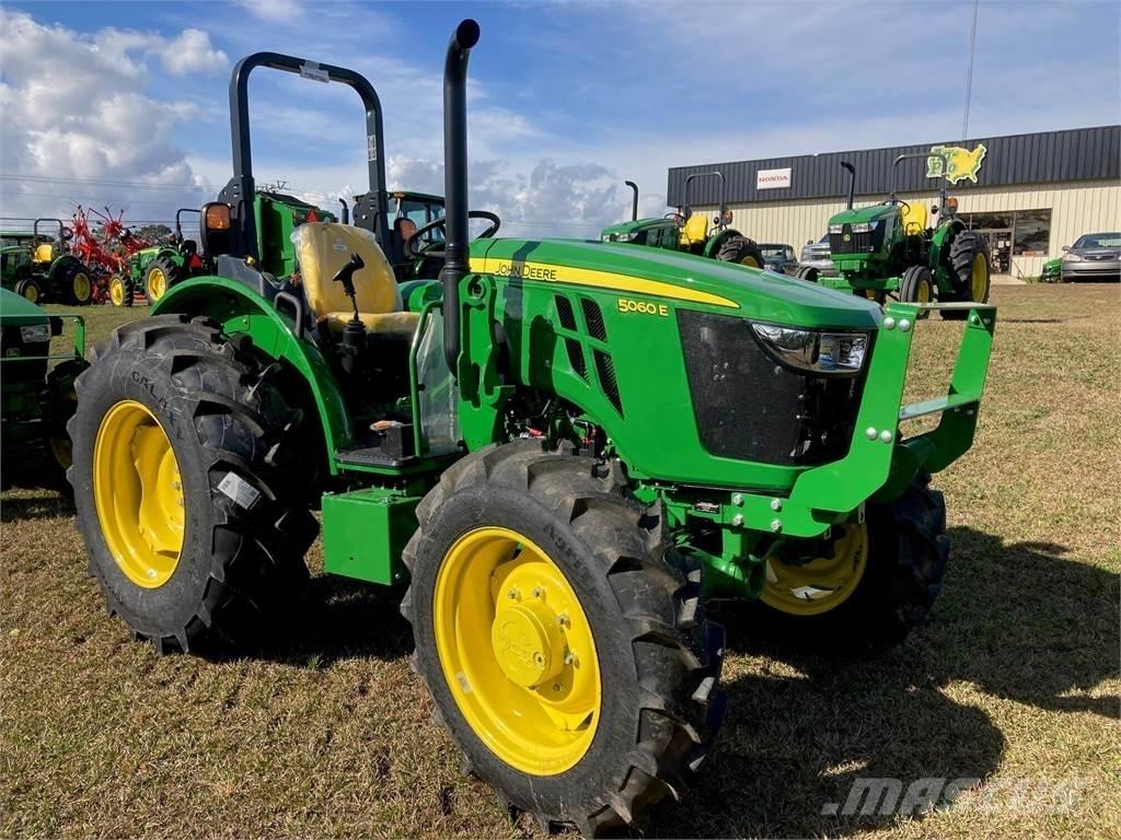 John Deere 5060E Traktorer