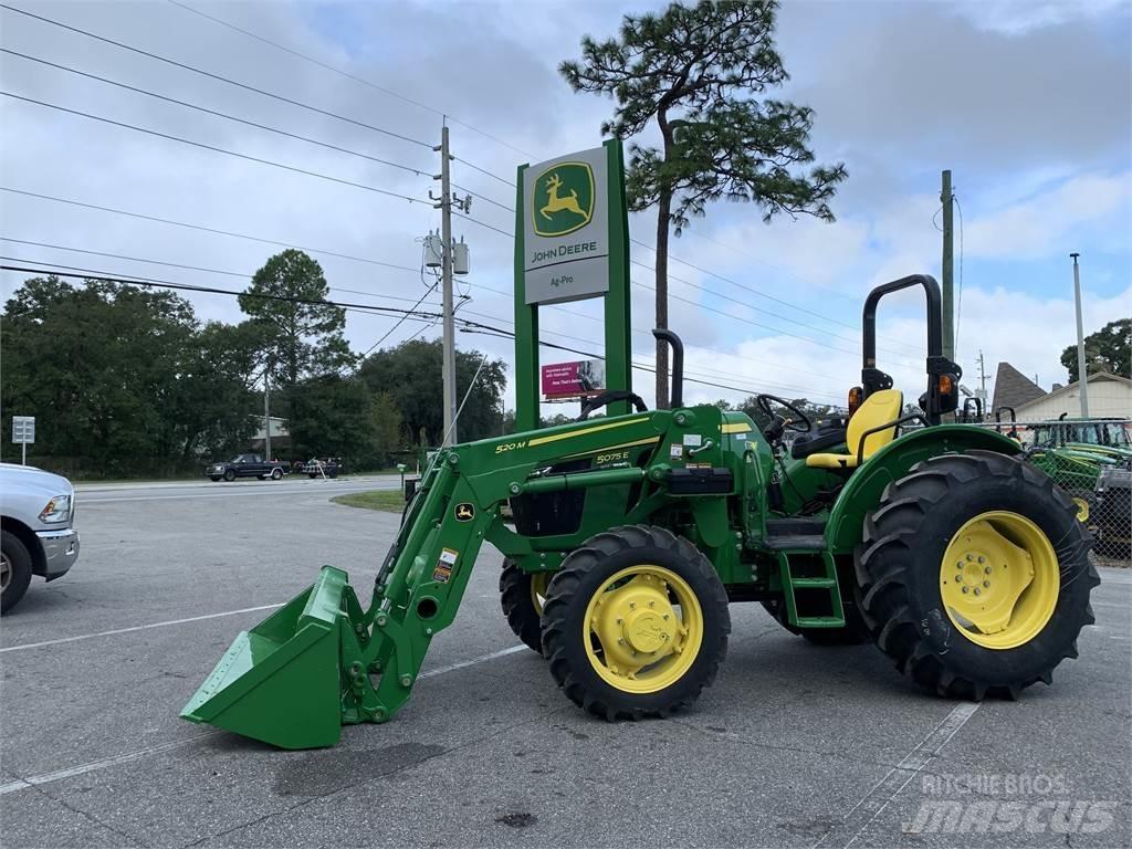 John Deere 5075E Traktorer