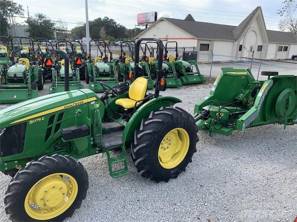 John Deere 5075E Traktorer