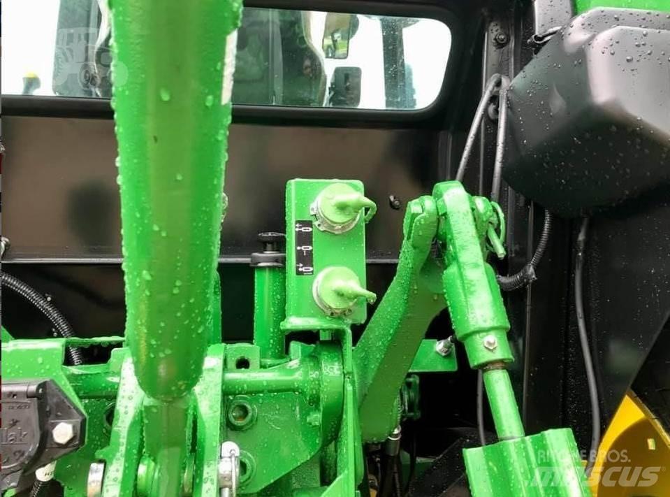 John Deere 5075E Traktorer
