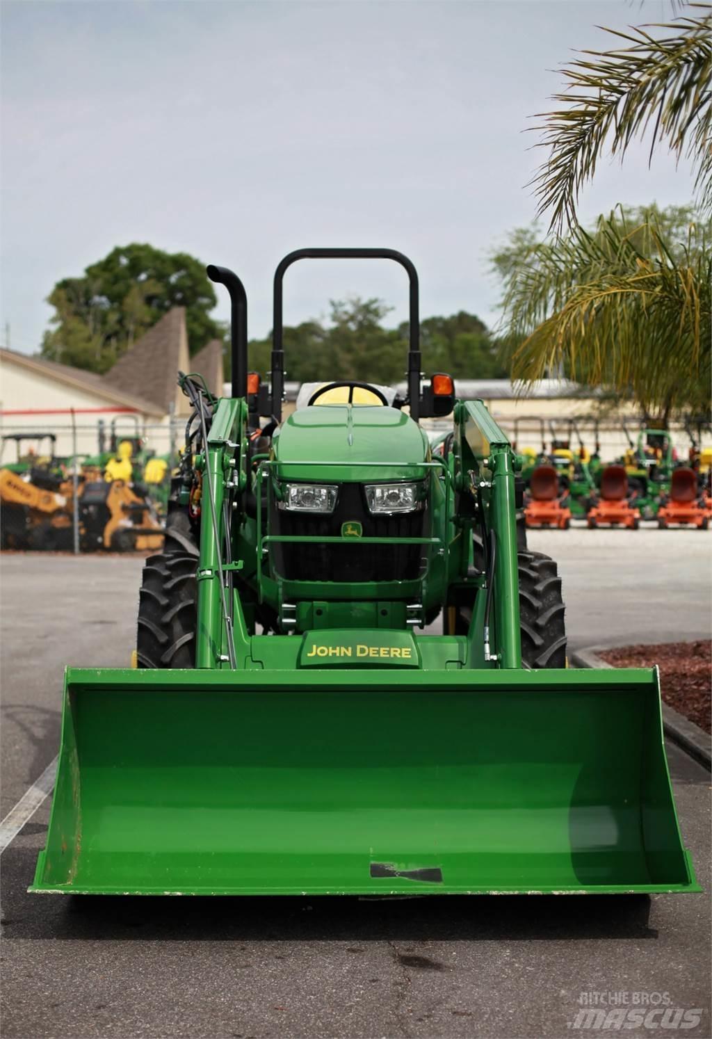 John Deere 5075E Traktorer