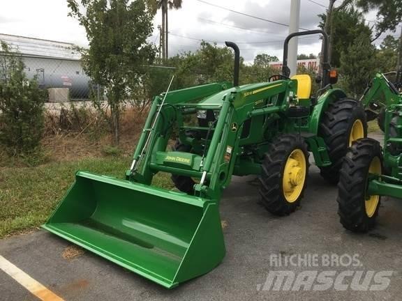 John Deere 5075E Traktorer