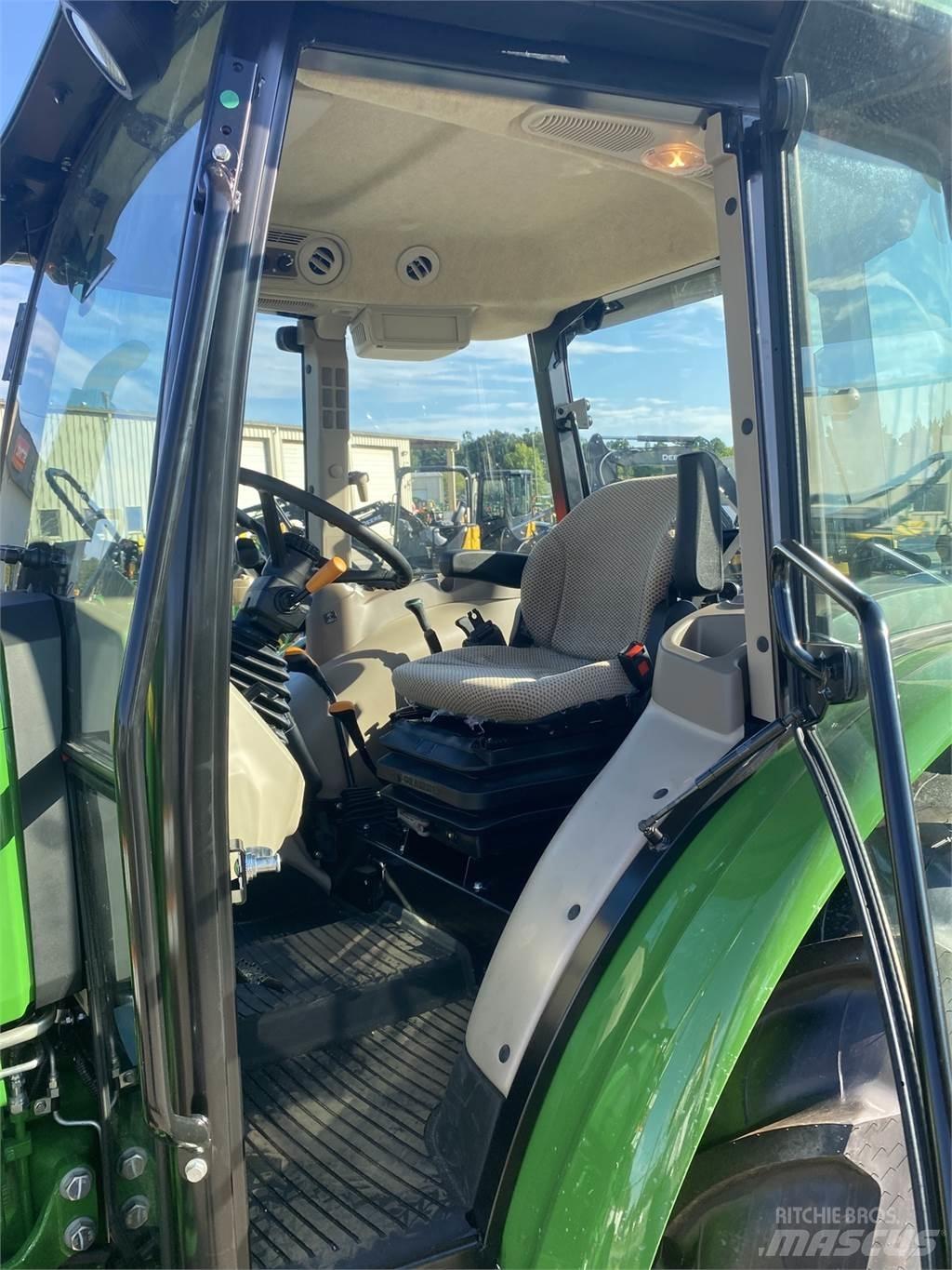 John Deere 5075E Traktorer