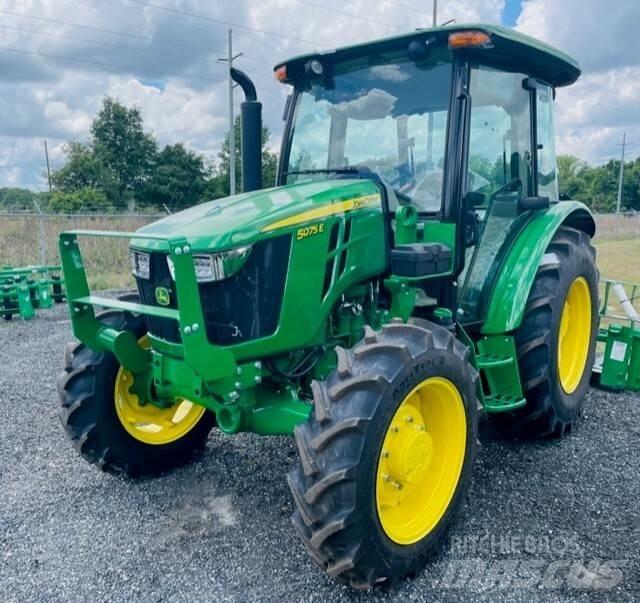 John Deere 5075E Traktorer