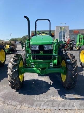 John Deere 5075E Traktorer