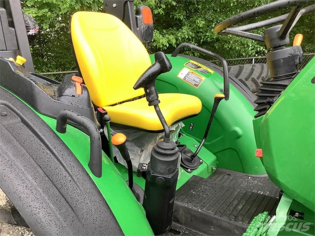 John Deere 5075E Kompakttraktorer