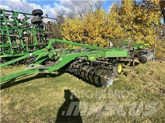 John Deere 512 Andre Jordforbedrings maskiner og ekstrautstyr