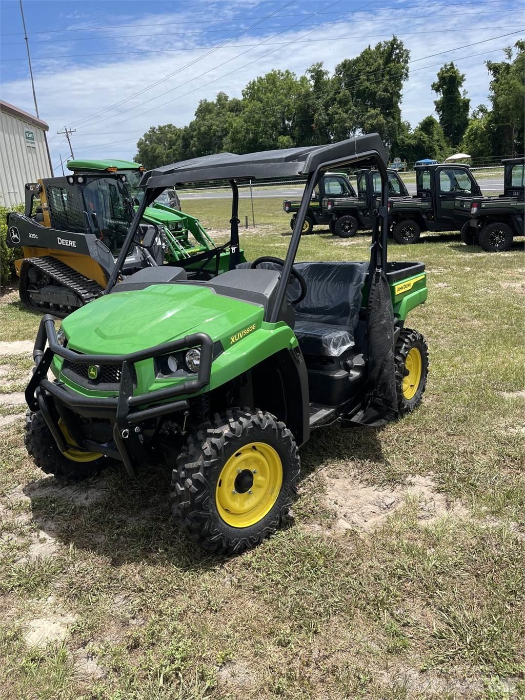 John Deere 560E Redskapsbærere