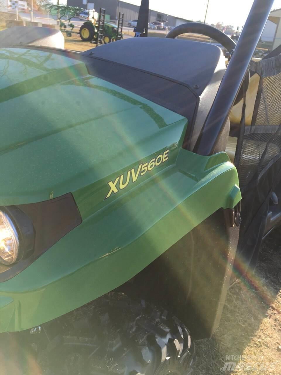 John Deere 560E Redskapsbærere