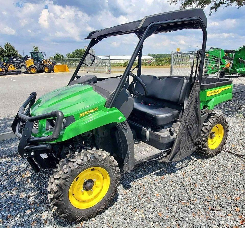 John Deere 560E Redskapsbærere